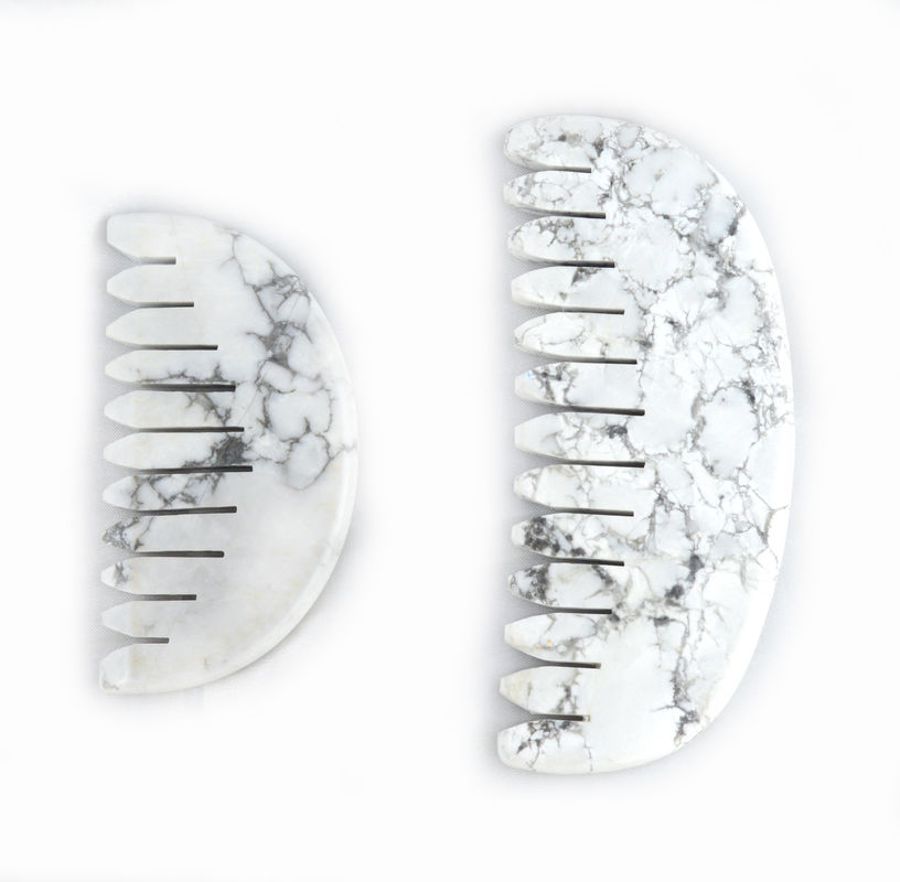 Verlicht moeiteloos de spanning van de hoofdhuid met Natura White Turquoise Jade Hair Comb Gua Sha Tools
